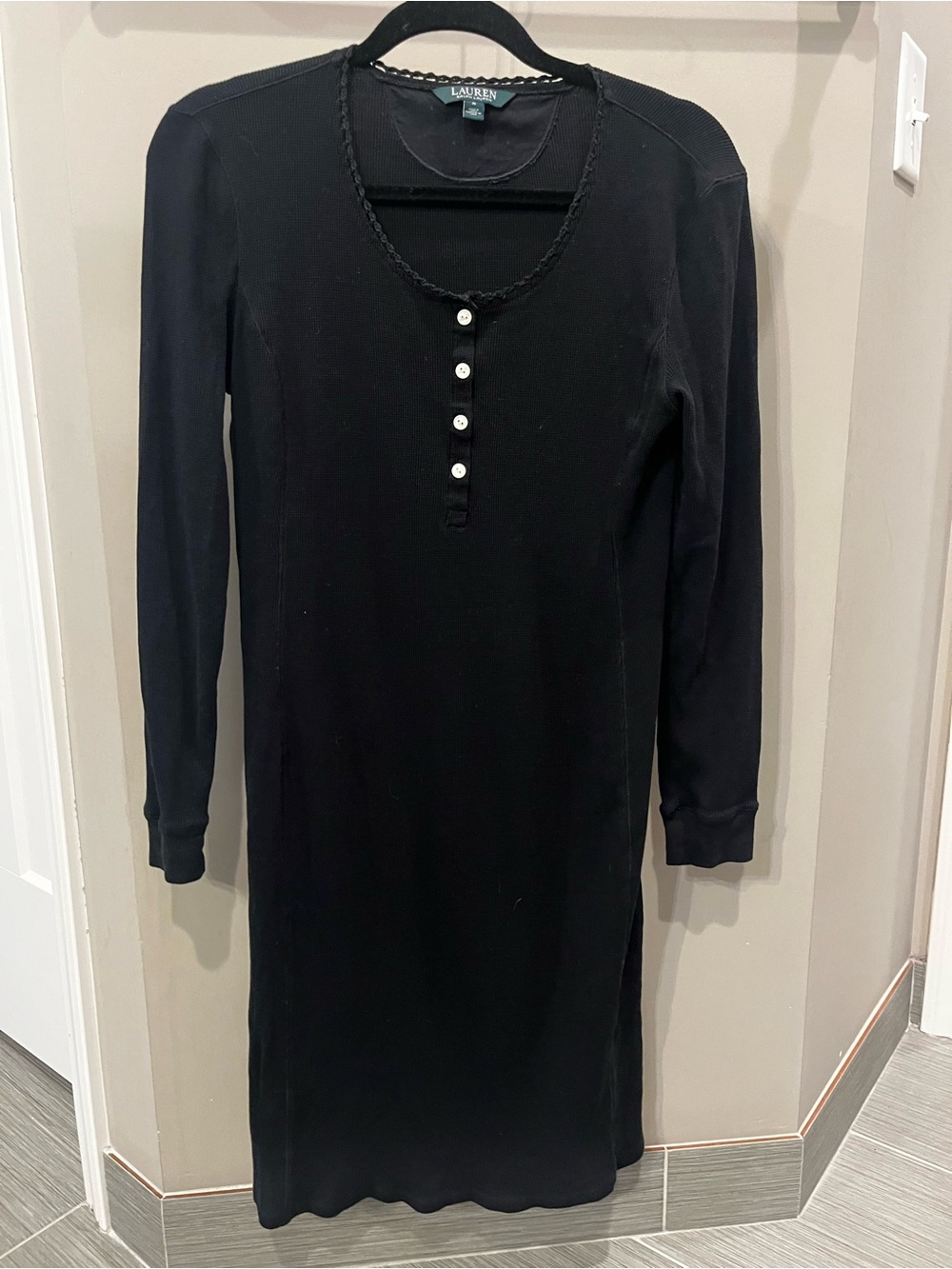 Ralph Lauren Black Thermal Waffleknit Henley Nightgown Size Medium